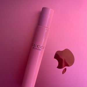 NEVER USED gucci bloom roll on